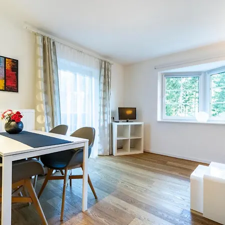 Bed and Breakfast 7 2*