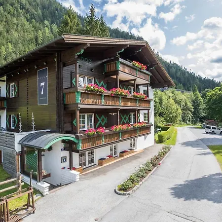 7 2* Flachau