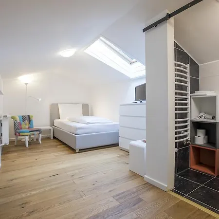 Bed & Breakfast 7 2*